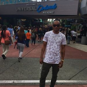 Meet your Posher, Howard